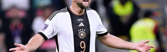 开云体育登陆入口-本来想组德国套，结果发现只有一个豁牙…